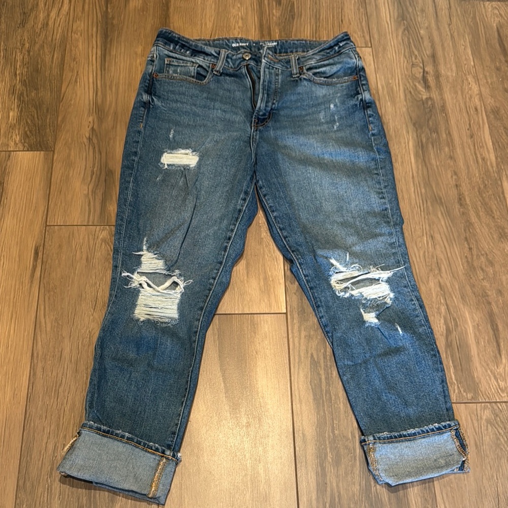 Stylish Blue Distressed Women's Jeans